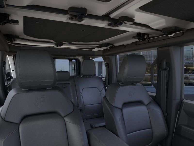 New 2025 Ford Bronco Badlands image 13