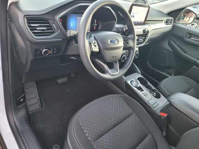 Used 2025 Ford Escape Active FWD image 9