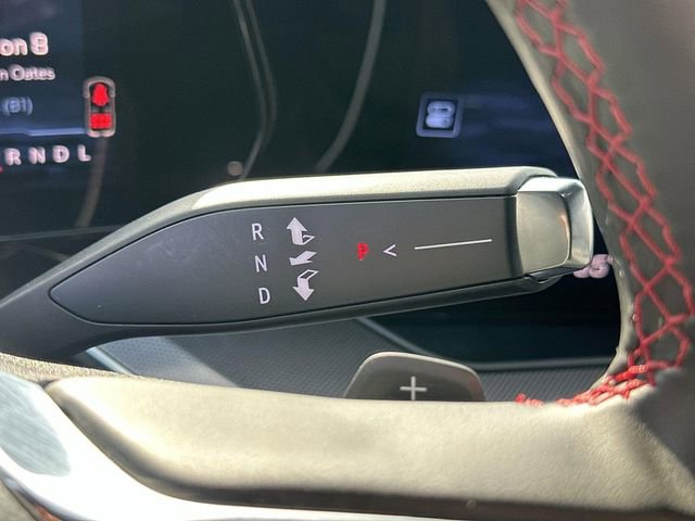 Used 2025 Chevrolet Suburban RST image 15