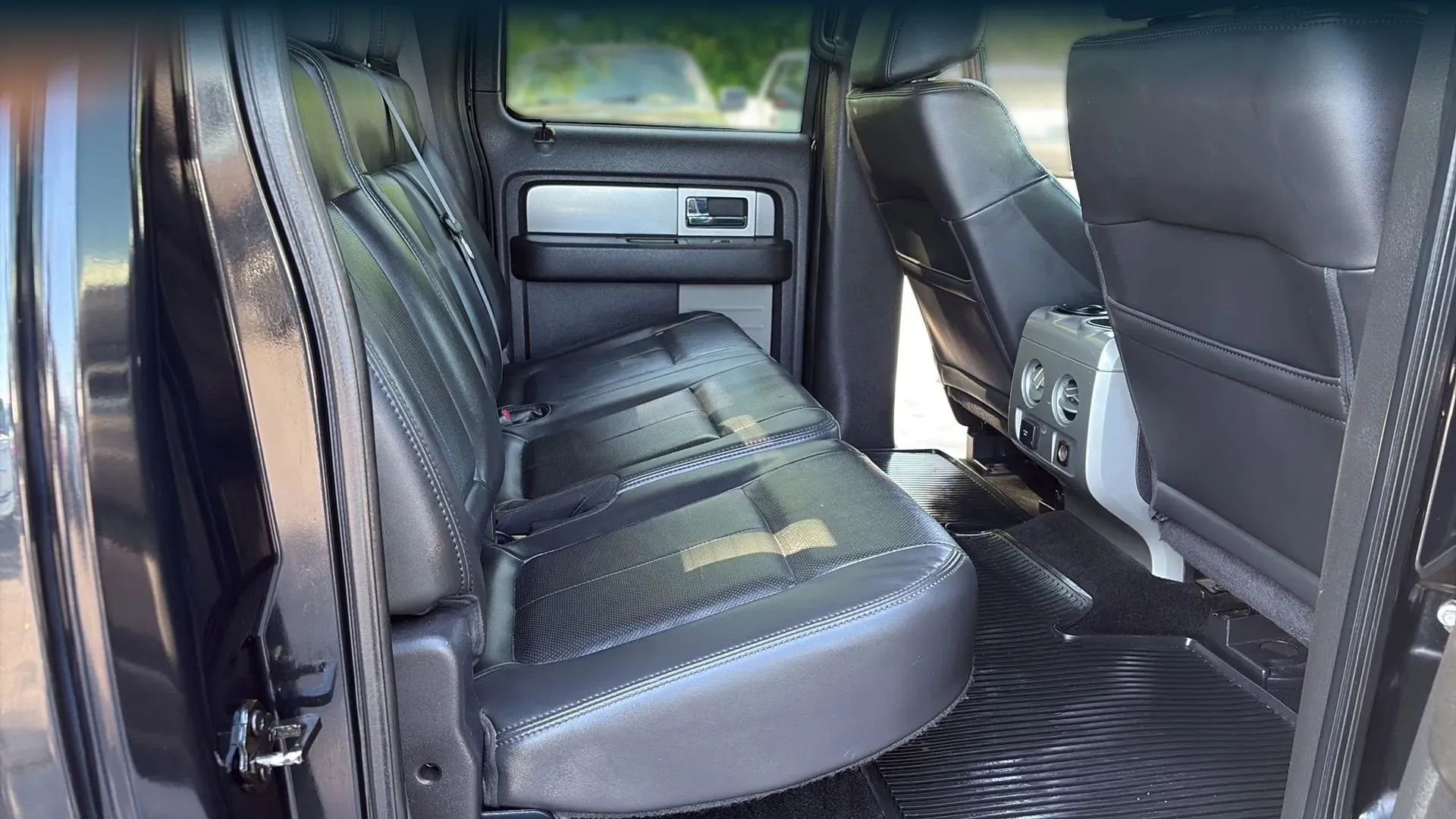 Used 2011 Ford F150 Raptor w/ Raptor Luxury Pkg AWD/4WD image 11