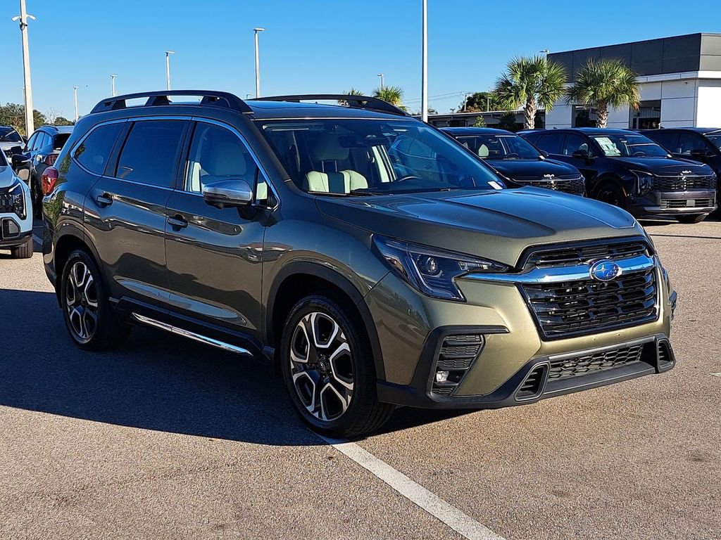 Used 2023 Subaru Ascent Limited w/ Technology Package image 3