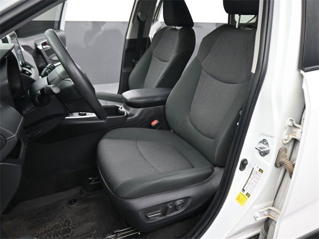 Used 2023 Toyota RAV4 AWD Hybrid image 12