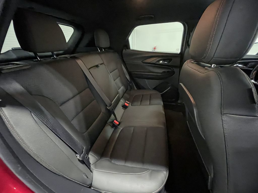 Used 2023 Chevrolet TrailBlazer RS w/ Convenience Package FWD image 23