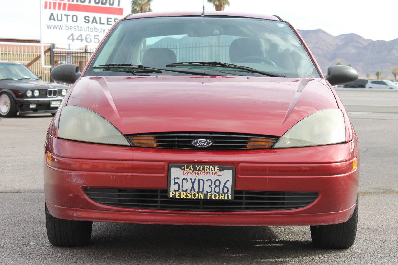 Used 2003 Ford Focus SE FWD image 3