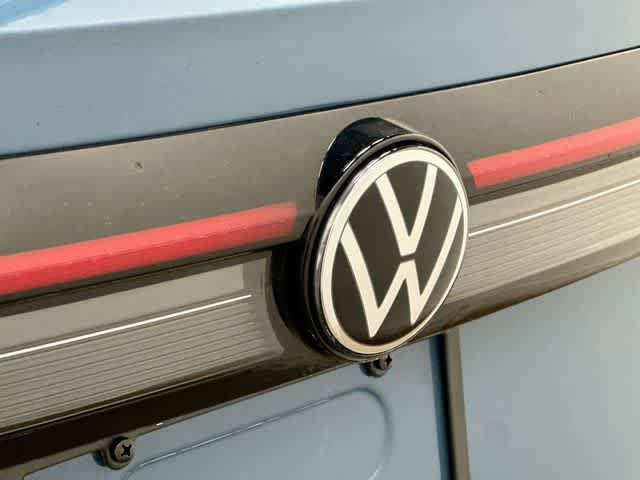 Certified 2025 Volkswagen Taos SEL AWD/4WD image 29