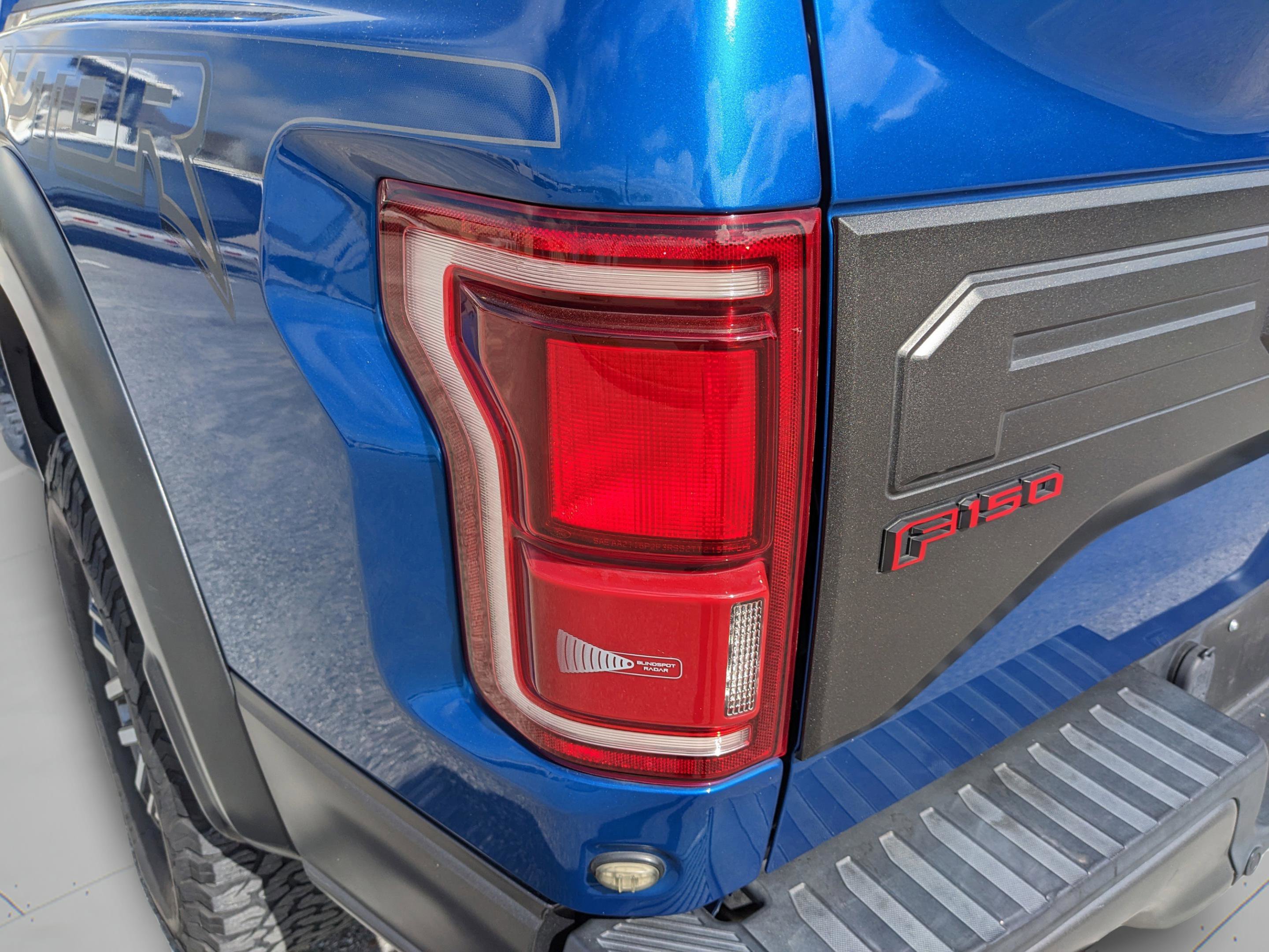 Used 2018 Ford F150 Raptor w/ Equipment Group 802A Luxury image 13