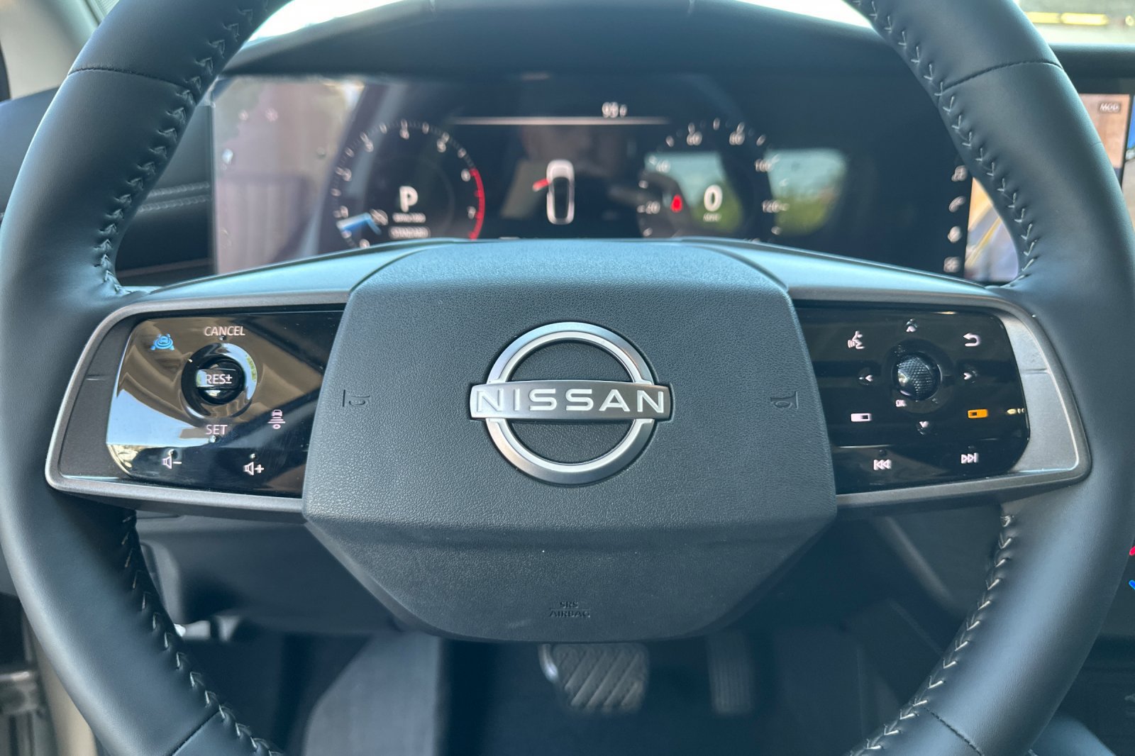 Used 2025 Nissan Murano SL AWD/4WD image 24