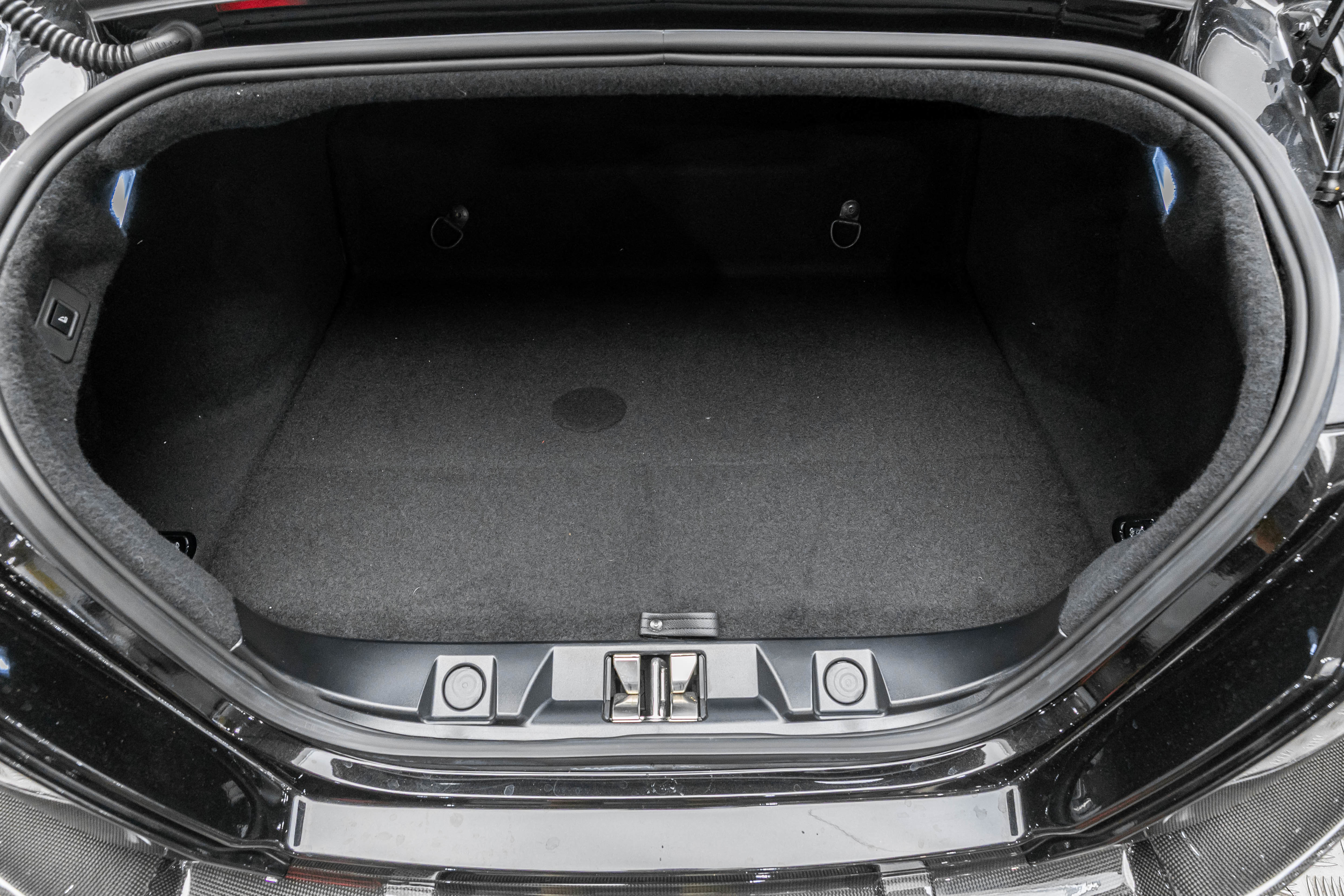 Certified 2024 Ferrari Roma image 32