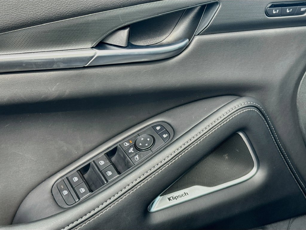 Used 2027 INFINITI QX60 Luxe w/ Cargo Package FWD image 19