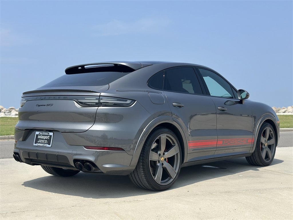Used 2022 Porsche Cayenne GTS image 8