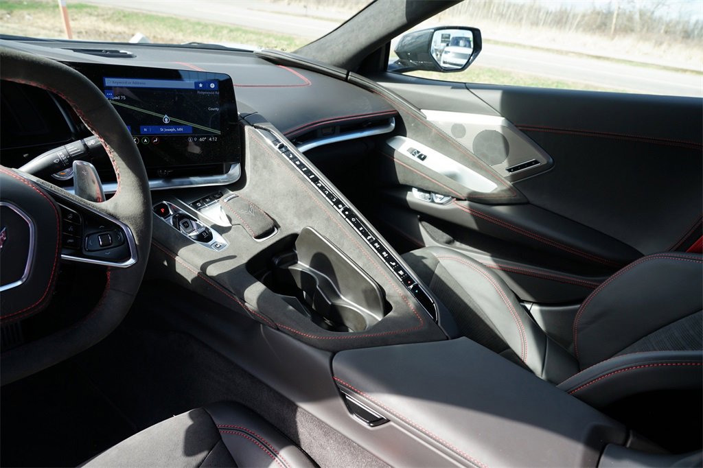 Used 2023 Chevrolet Corvette Stingray Premium Conv w/ Z51 Performance Package image 18