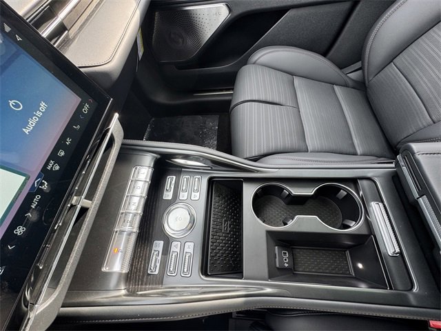 New 2026 Lincoln Nautilus Reserve image 29