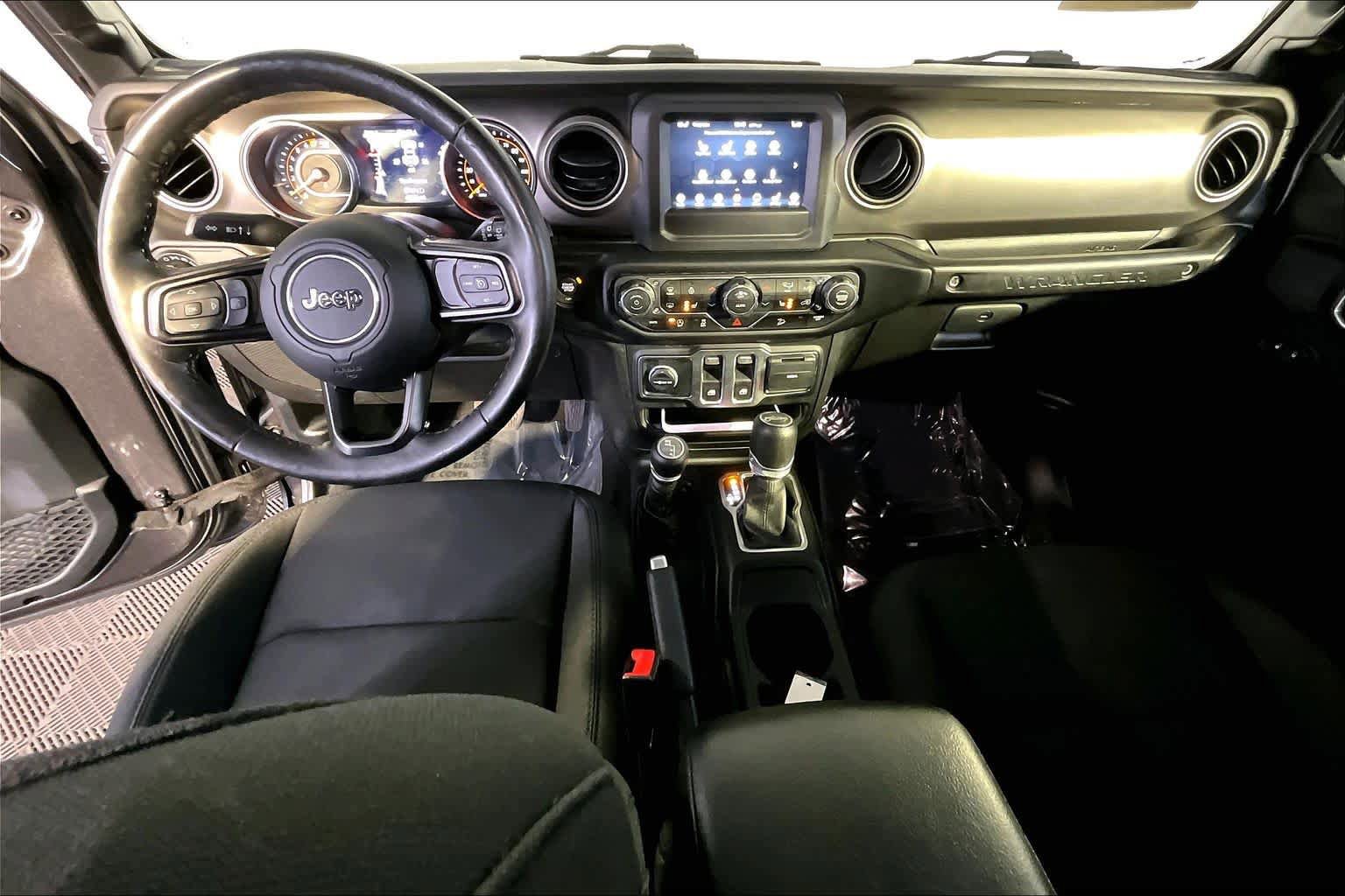 Used 2019 Jeep Wrangler Sport AWD/4WD image 16