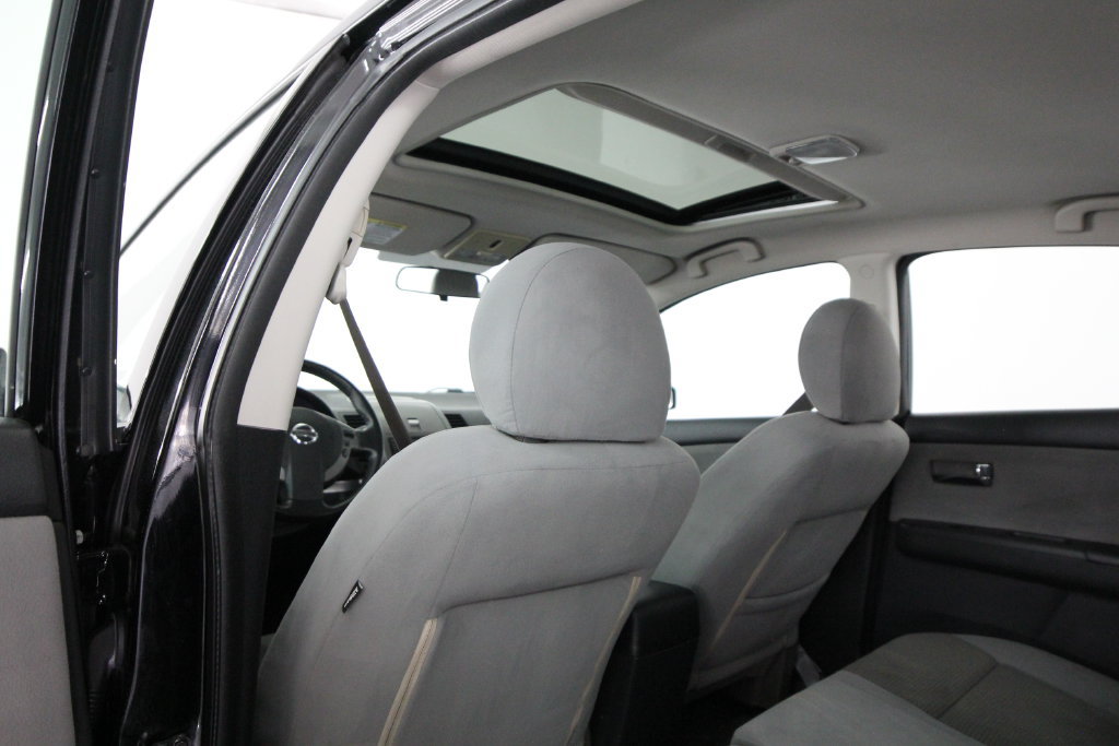 Used 2012 Nissan Sentra 2.0 SR w/ Special Edition Pkg FWD image 36