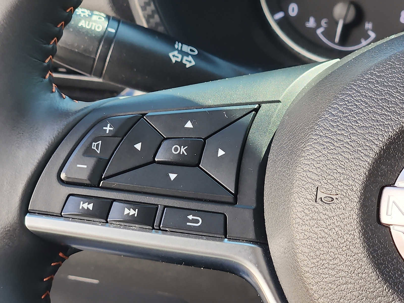 Used 2024 Nissan Sentra SR FWD image 20