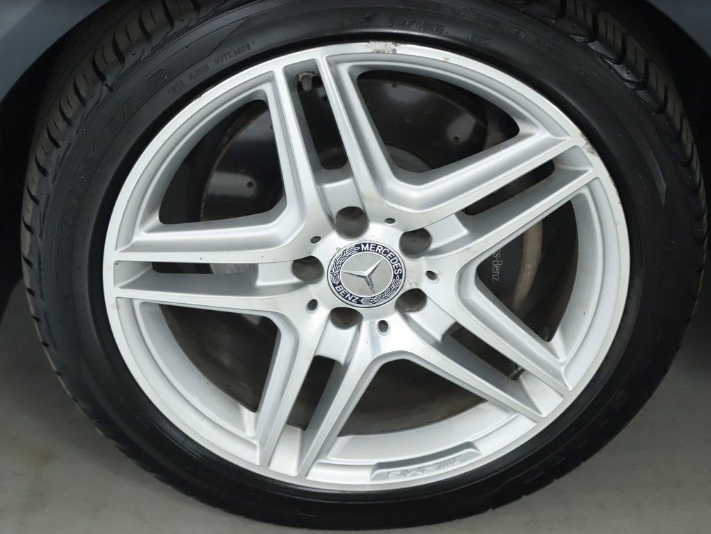 Used 2013 Mercedes-Benz E 350 4MATIC Sedan image 37