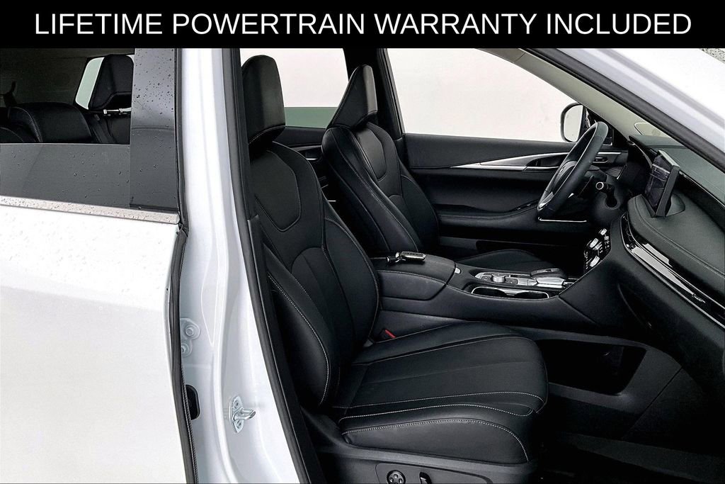 Certified 2026 INFINITI QX60 Luxe w/ Cargo Package FWD image 9