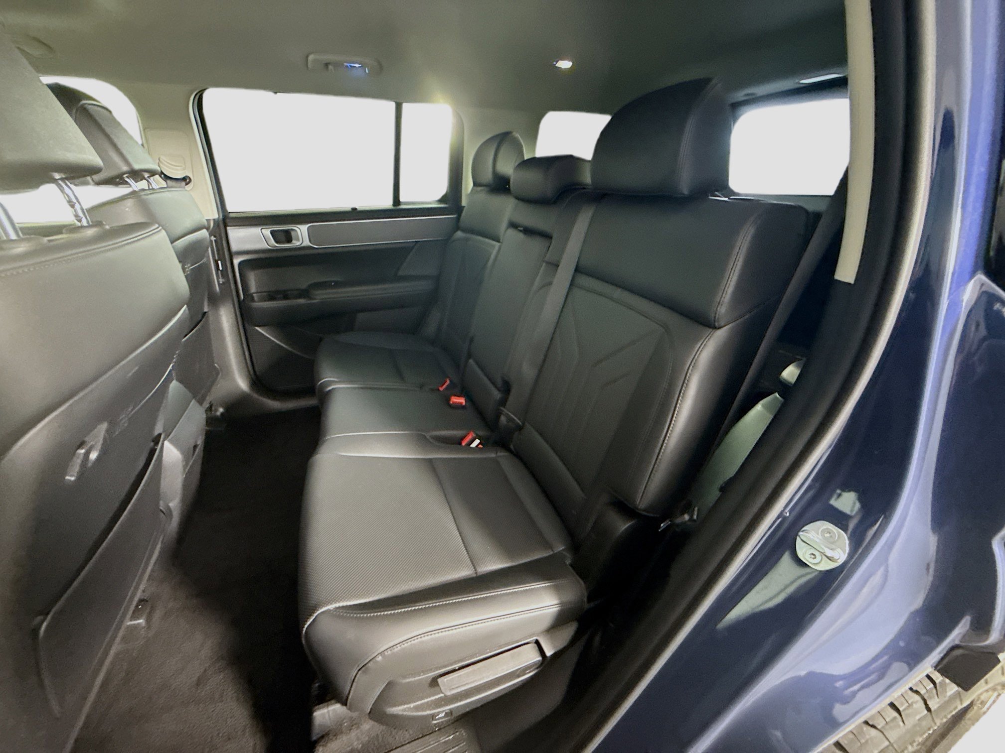 Used 2025 Hyundai Santa Fe XRT AWD/4WD image 25