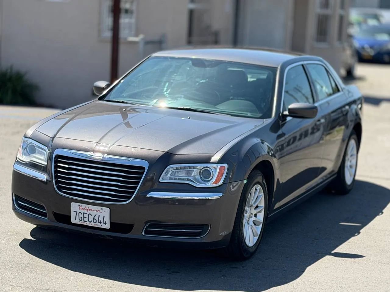 Used 2014 Chrysler 300 Limited RWD image 7