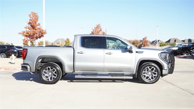 Used 2025 GMC Sierra 1500 SLE image 10
