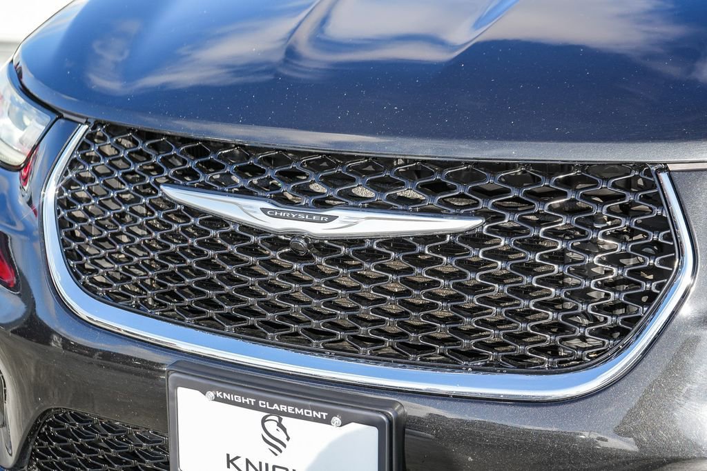 Certified 2024 Chrysler Pacifica Select image 6