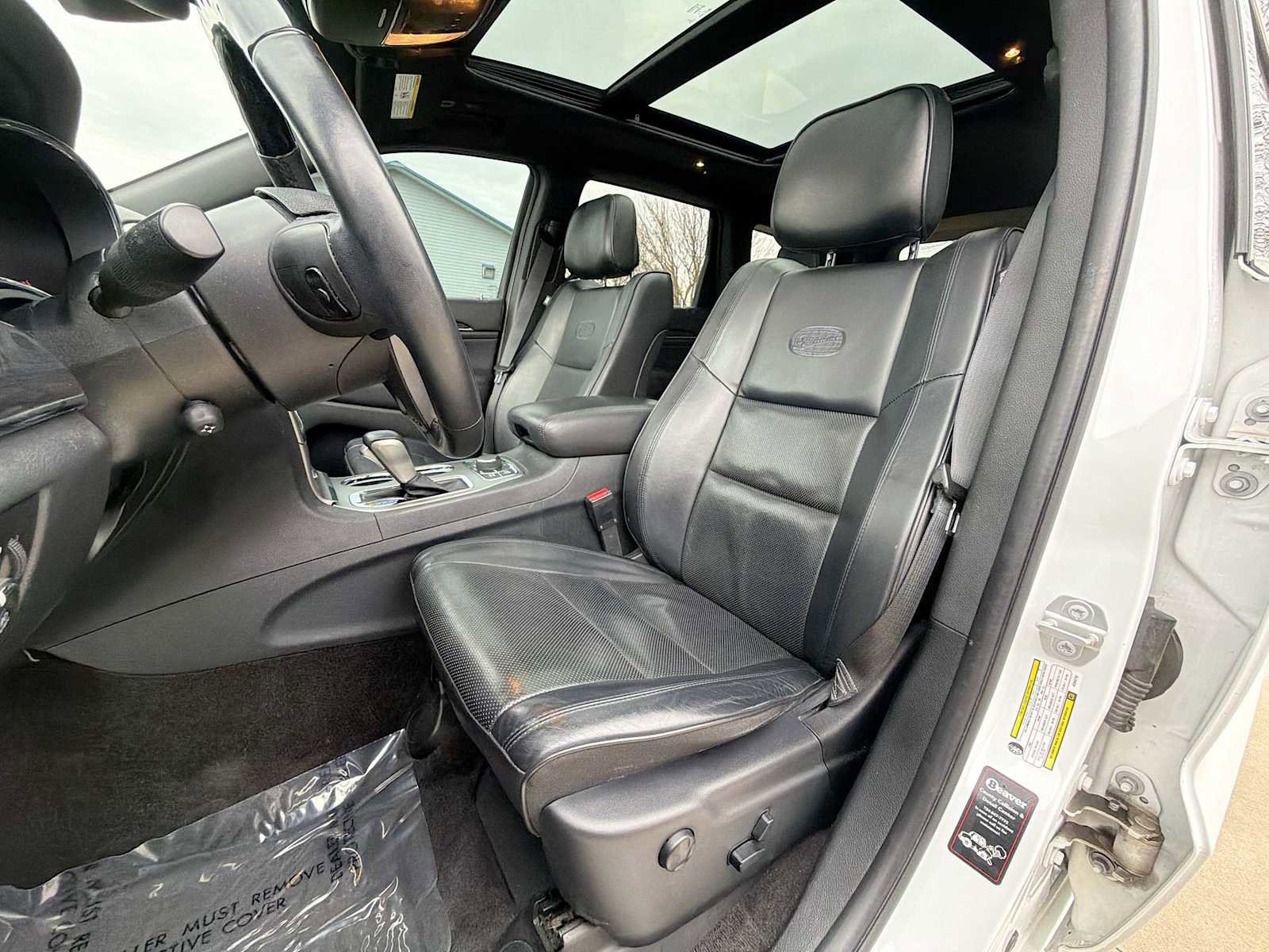 Used 2018 Jeep Grand Cherokee Overland image 13