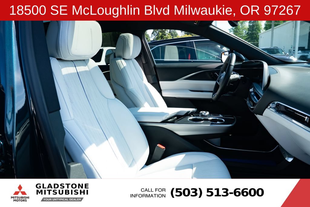 Used 2024 Cadillac Lyriq Luxury AWD/4WD image 26