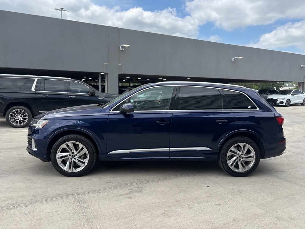 Used 2023 Audi Q7 2.0T Premium Plus w/ Premium Plus Package AWD/4WD image 9