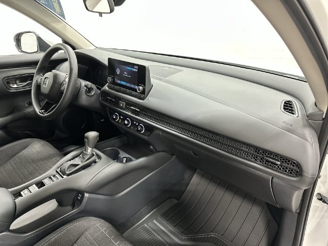 Used 2025 Honda HR-V LX image 16