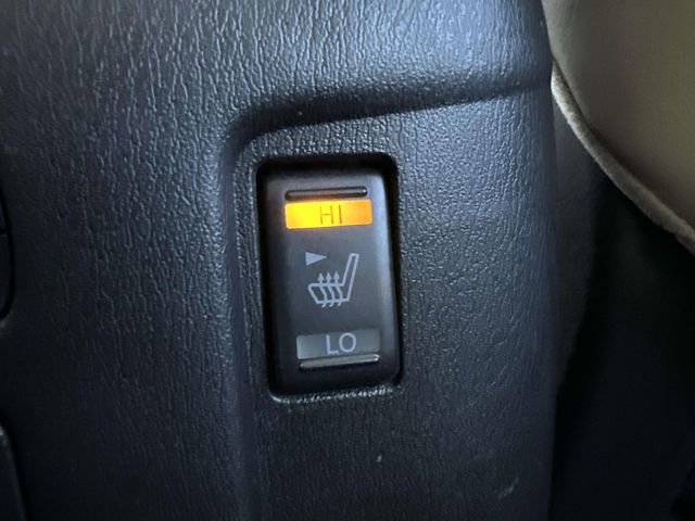 Used 2023 Nissan Armada Platinum w/ Captain's Chairs Package image 37