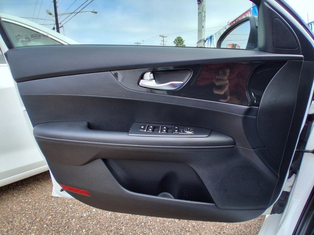 Used 2020 Kia Forte GT-Line image 13