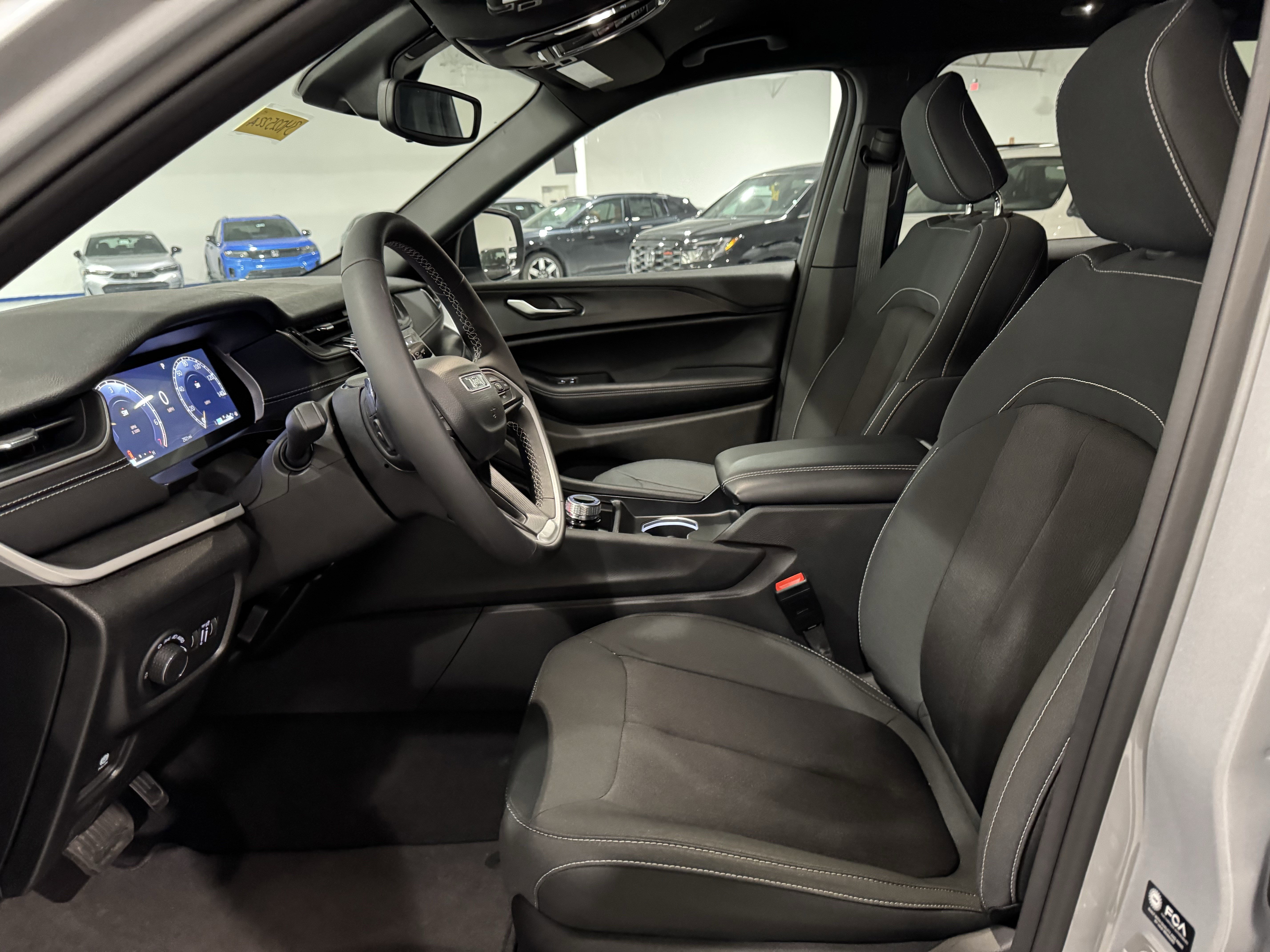 Used 2024 Jeep Grand Cherokee Laredo w/ MOPAR Finishing Package image 26