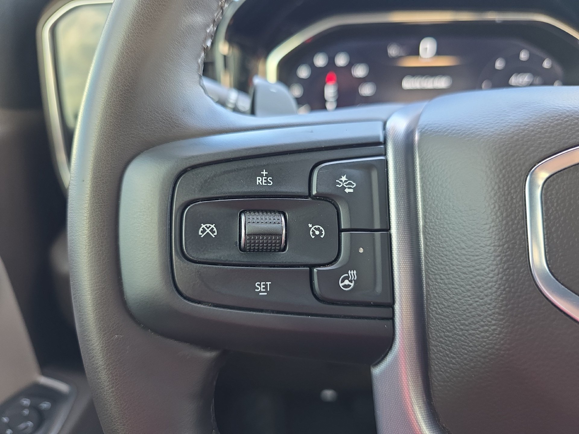 Used 2025 GMC Sierra 1500 SLT w/ SLT Premium Plus Package AWD/4WD image 20