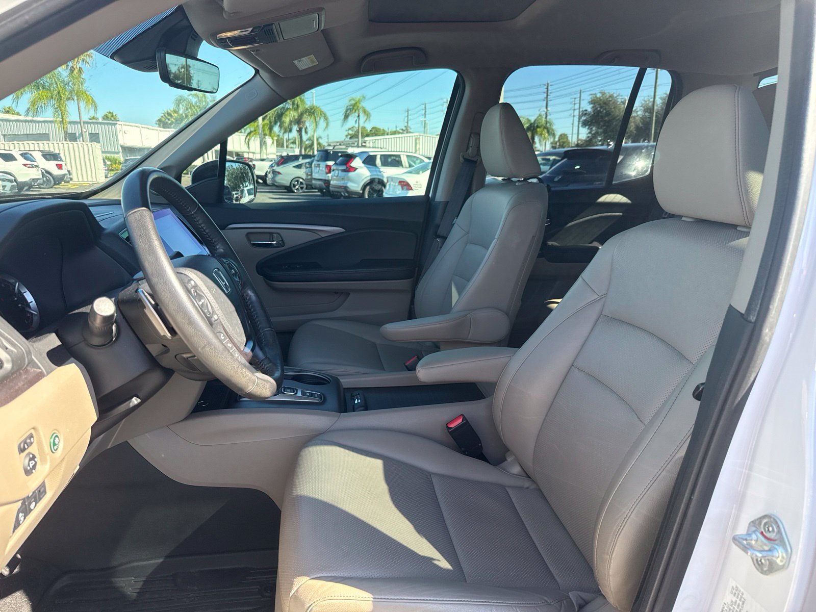 Used 2023 Honda Ridgeline RTL-E image 10