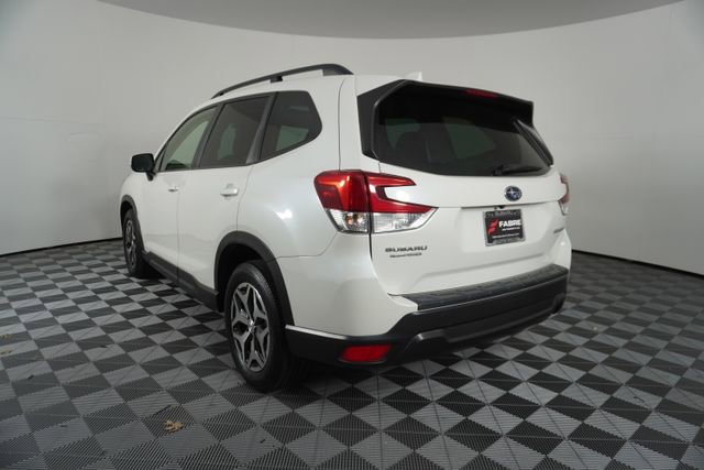 Used 2021 Subaru Forester Premium image 5