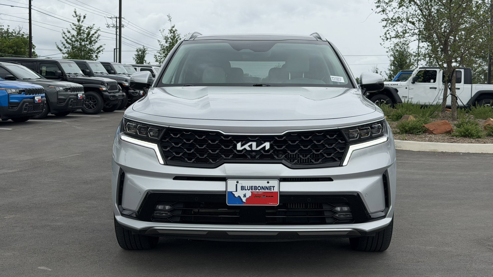 Used 2023 Kia Sorento SX Prestige AWD/4WD image 2
