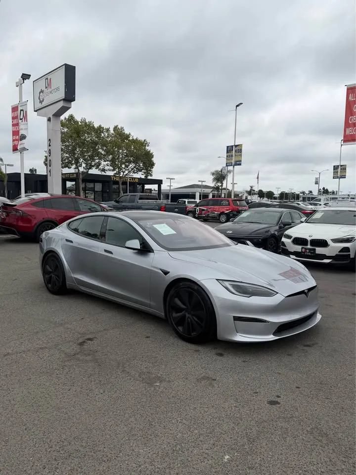 Used 2025 Tesla Model S AWD/4WD image 2