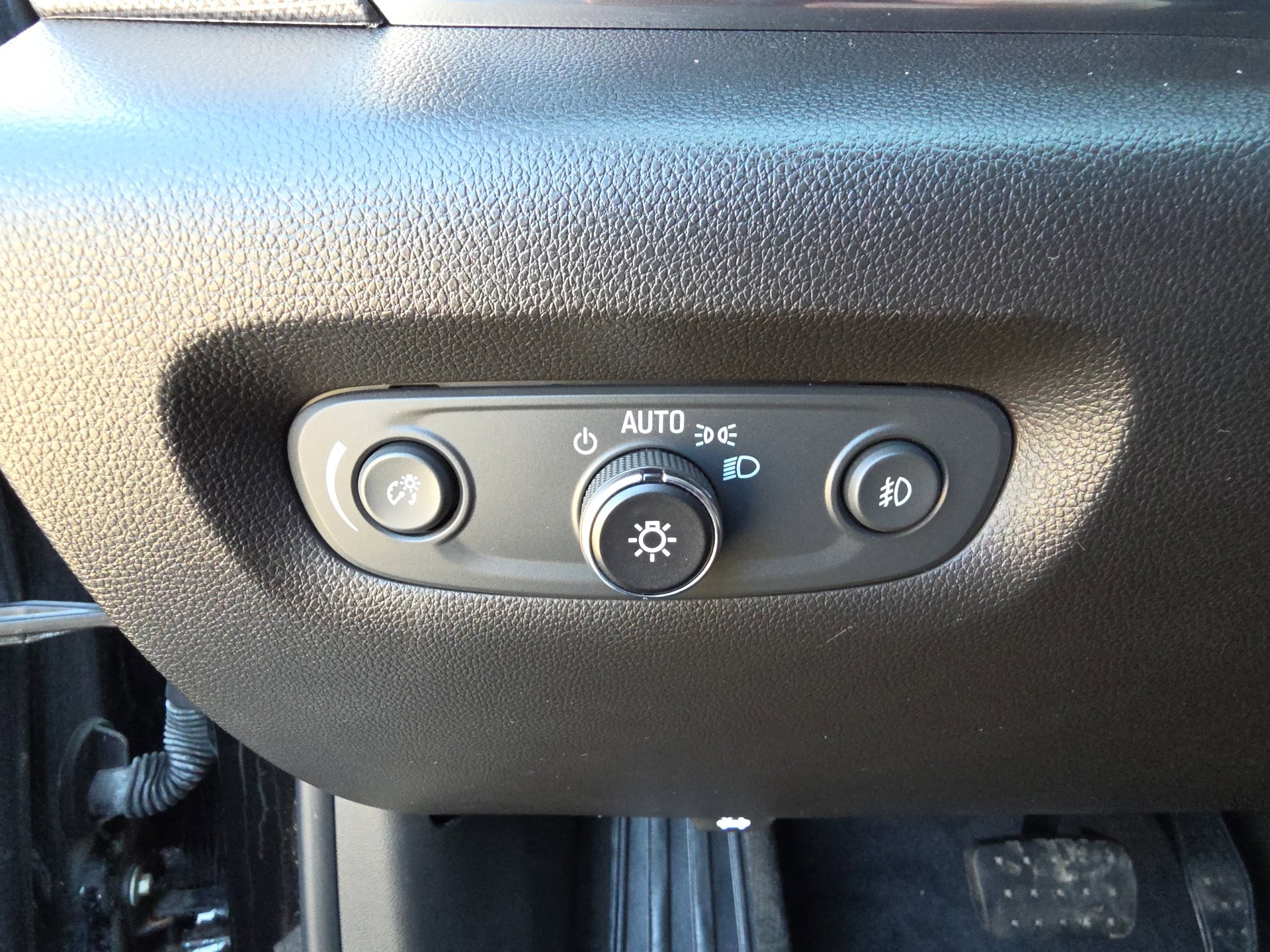 Used 2021 Chevrolet Traverse Premier w/ Redline Edition image 20