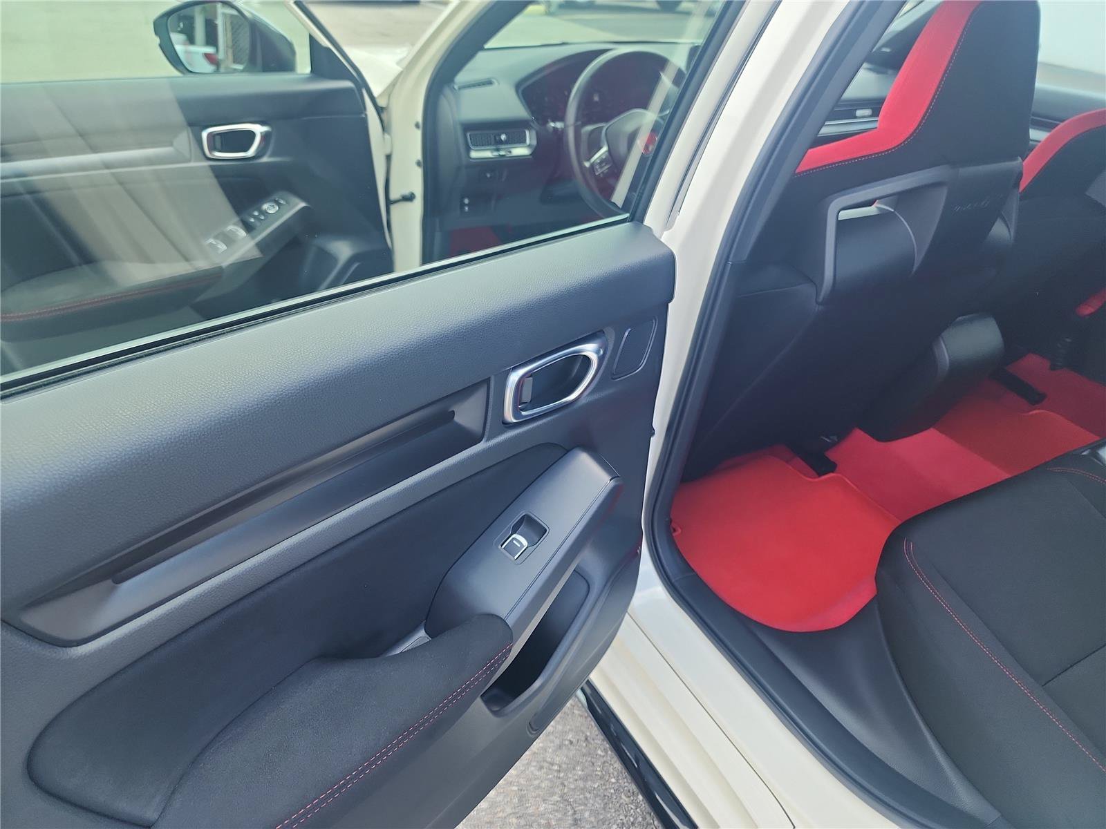 Used 2023 Honda Civic Type R image 19