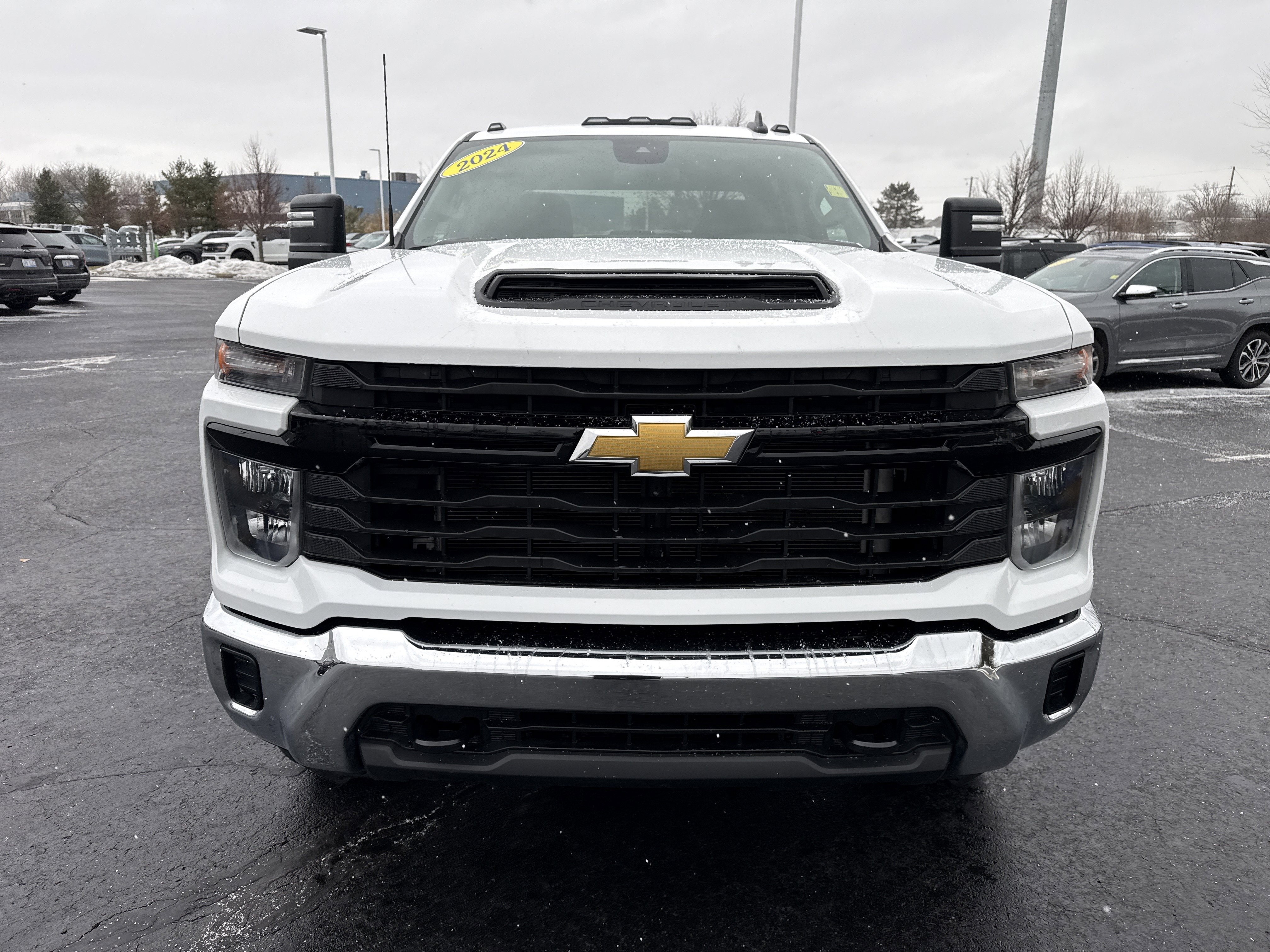 Used 2024 Chevrolet Silverado 3500 W/T image 15