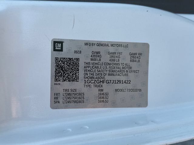 Used 2018 Chevrolet Express 3500 Extended w/ Driver Convenience Package RWD image 18