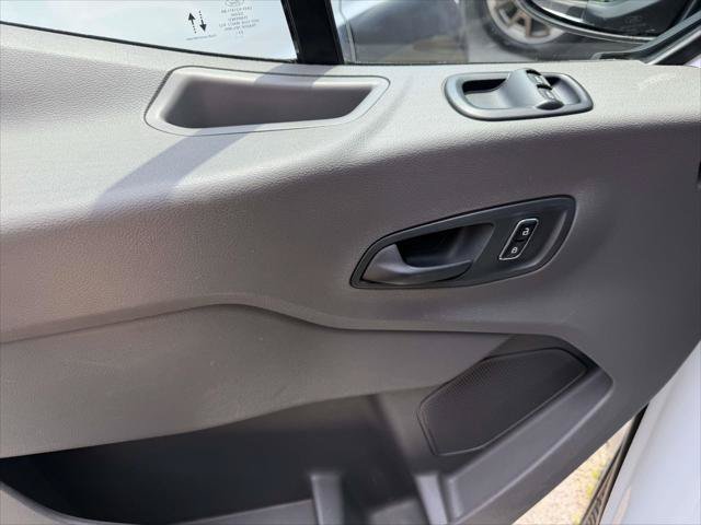 Used 2024 Ford Transit 250 148 Medium Roof Extended AWD w/ Load Area Protection Package image 17