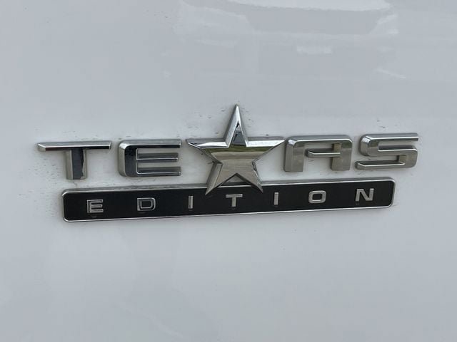 Used 2024 Chevrolet Silverado 2500 LTZ w/ LTZ Premium Texas Edition AWD/4WD image 31