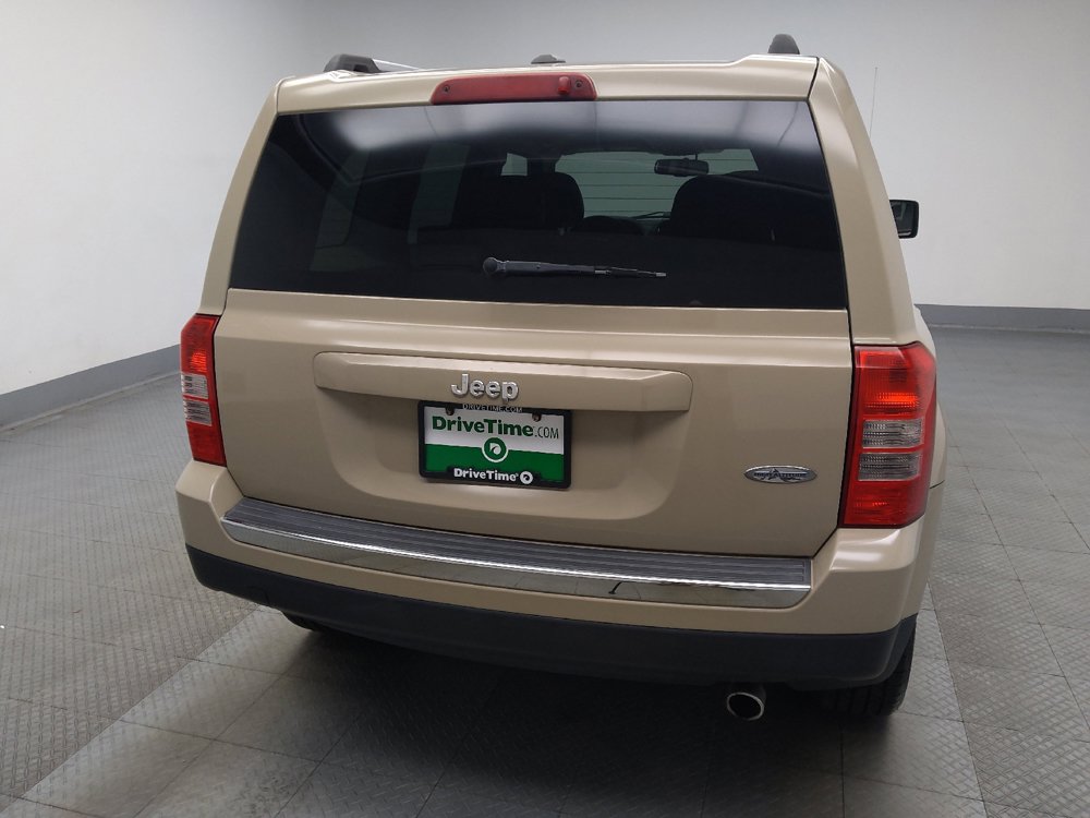 Used 2017 Jeep Patriot High Altitude FWD image 7
