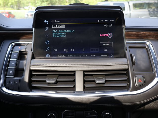 Used 2022 Chevrolet Suburban Z71 w/ Luxury Package AWD/4WD image 16