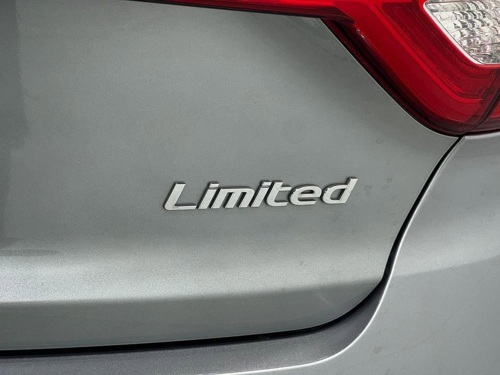 Used 2016 Hyundai Sonata Limited w/ Option Group 05 image 41