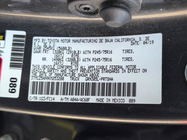 Used 2019 Toyota Tacoma SR5 AWD/4WD image 24