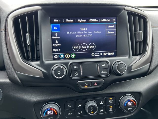 Used 2023 GMC Terrain AT4 image 25