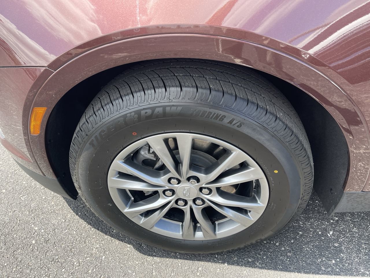 Certified 2023 Cadillac XT5 Premium Luxury w/ LPO, Floor Liner Package AWD/4WD image 34