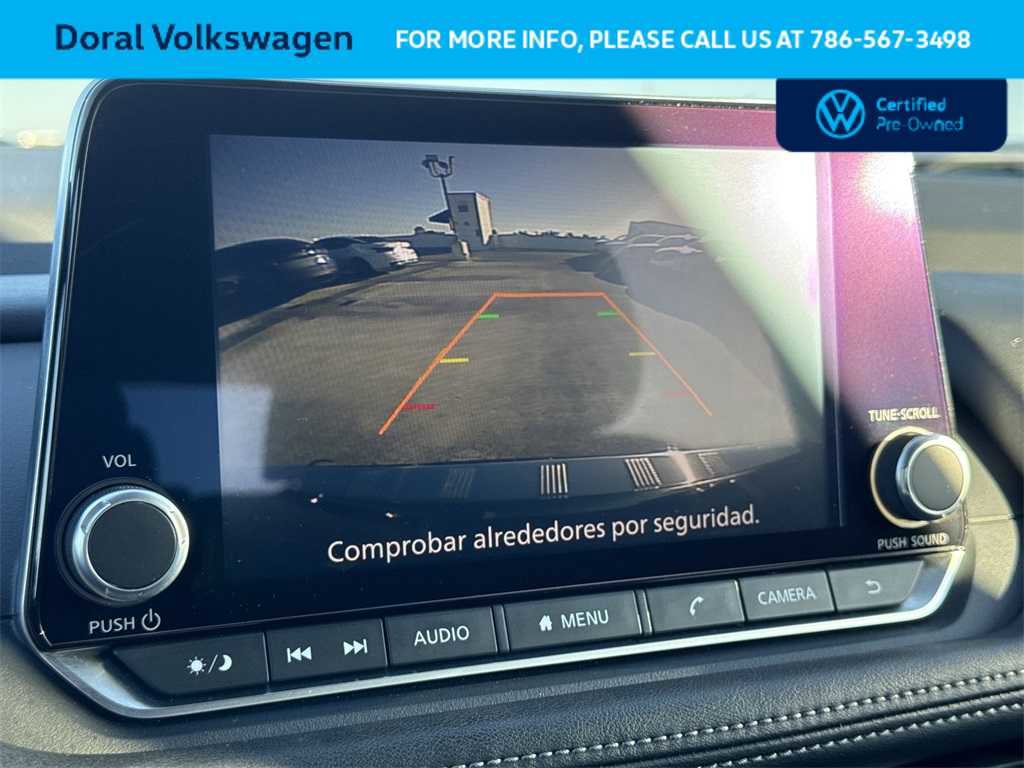 Used 2024 Nissan Rogue SV image 18